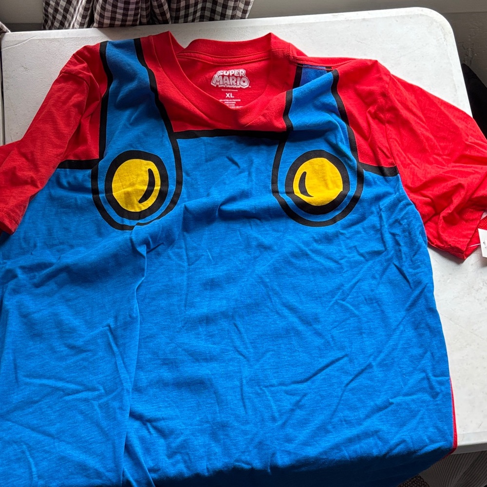 Nintendo Adults Costume - Red and Blue